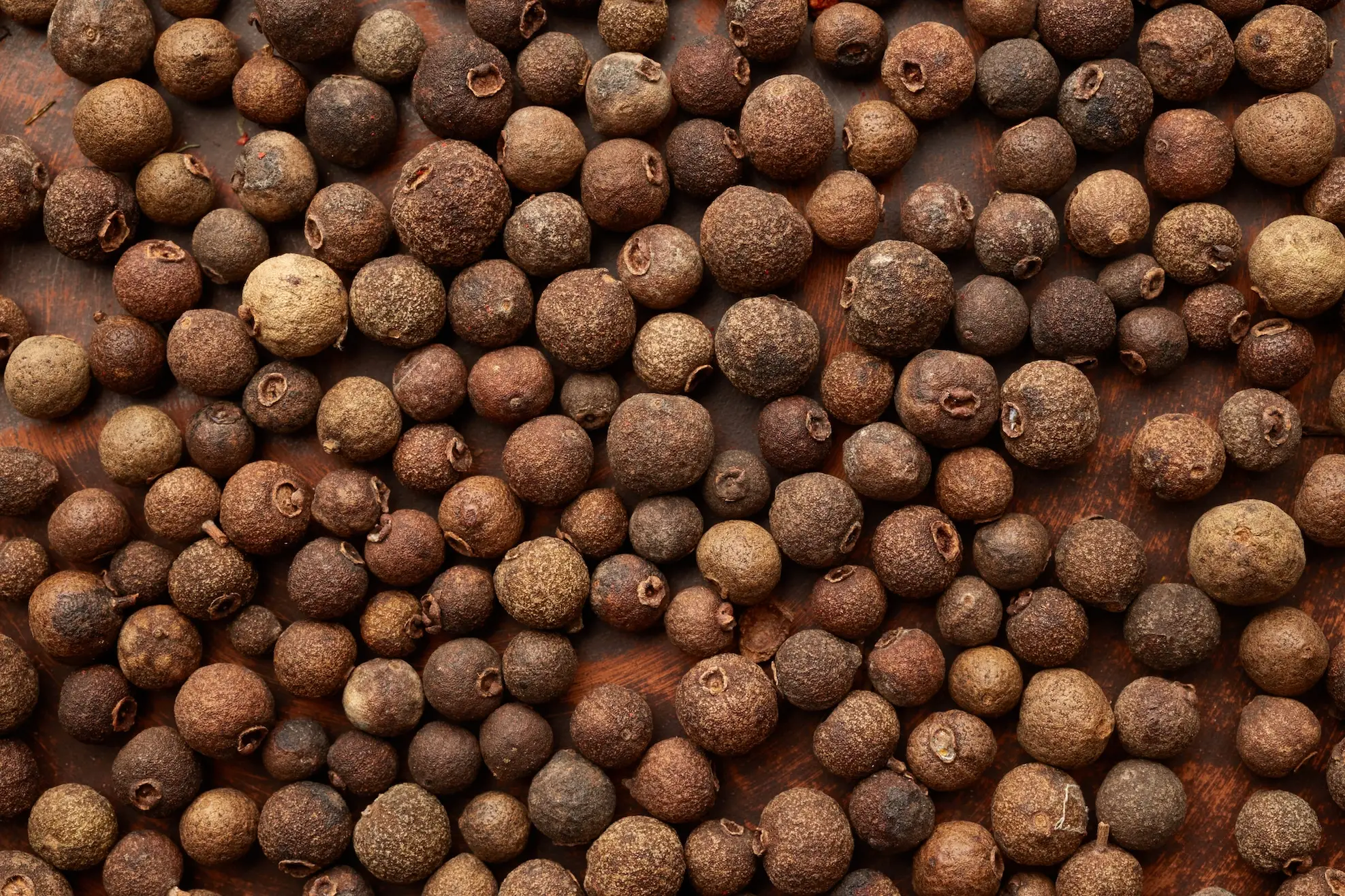 Allspice vs. Black Pepper