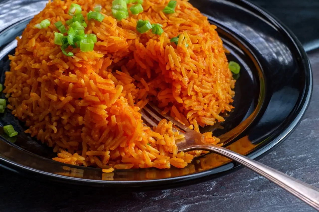 Tempero de Sazon: história, sabor, benefícios, usos