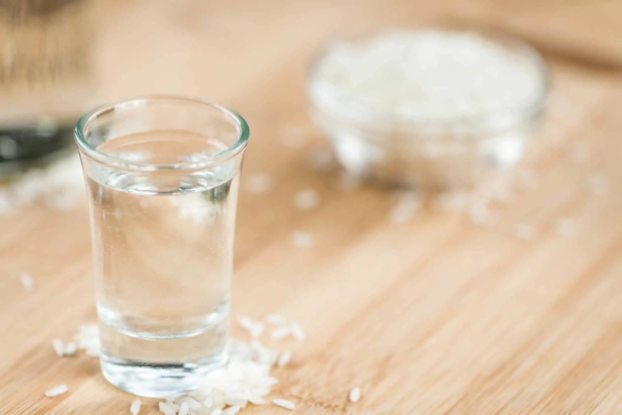 O que é um bom substituto de Mirin?