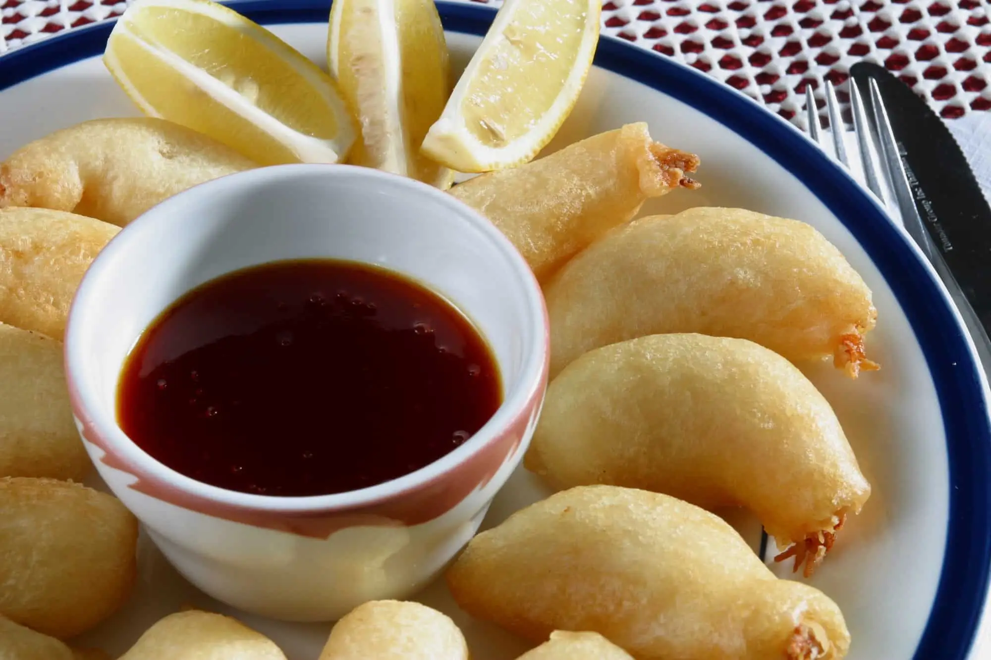 Molho de ameixa vs. Molho de pato: confronto de especiarografia