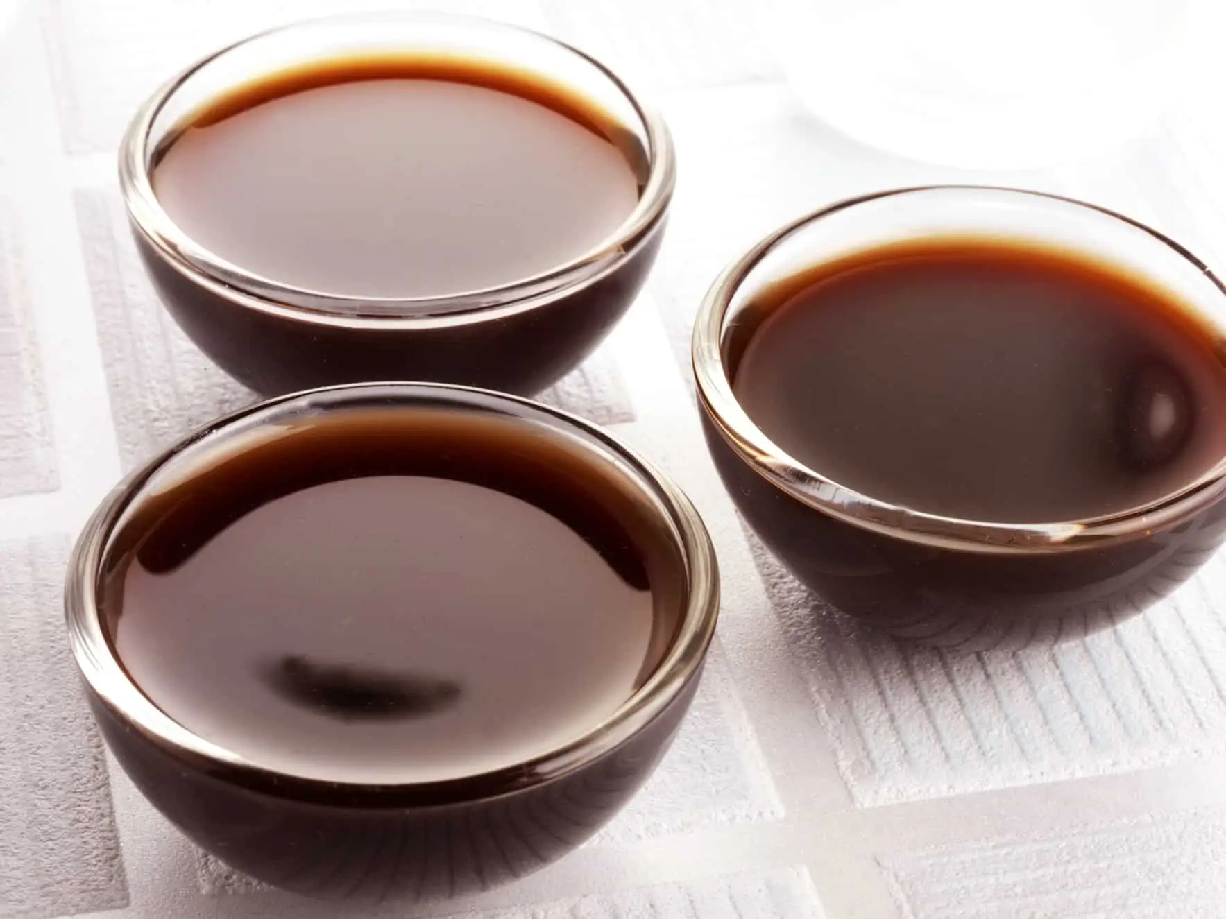 Molho de peixe vs. Molho Worcestershire: Spiceography Showdown