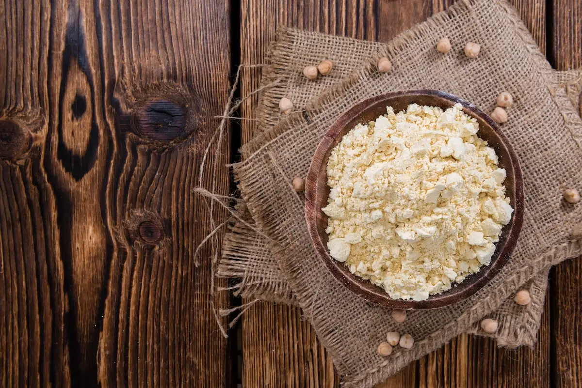 Farinha de grão de bico: farinha sem glúten da leguminosa mais popular