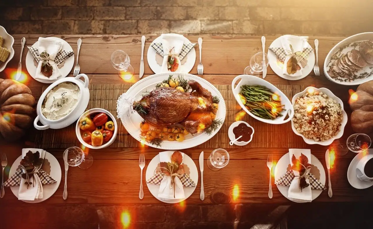 Dez ervas e especiarias de Ação de Graças para elevar seu banquete