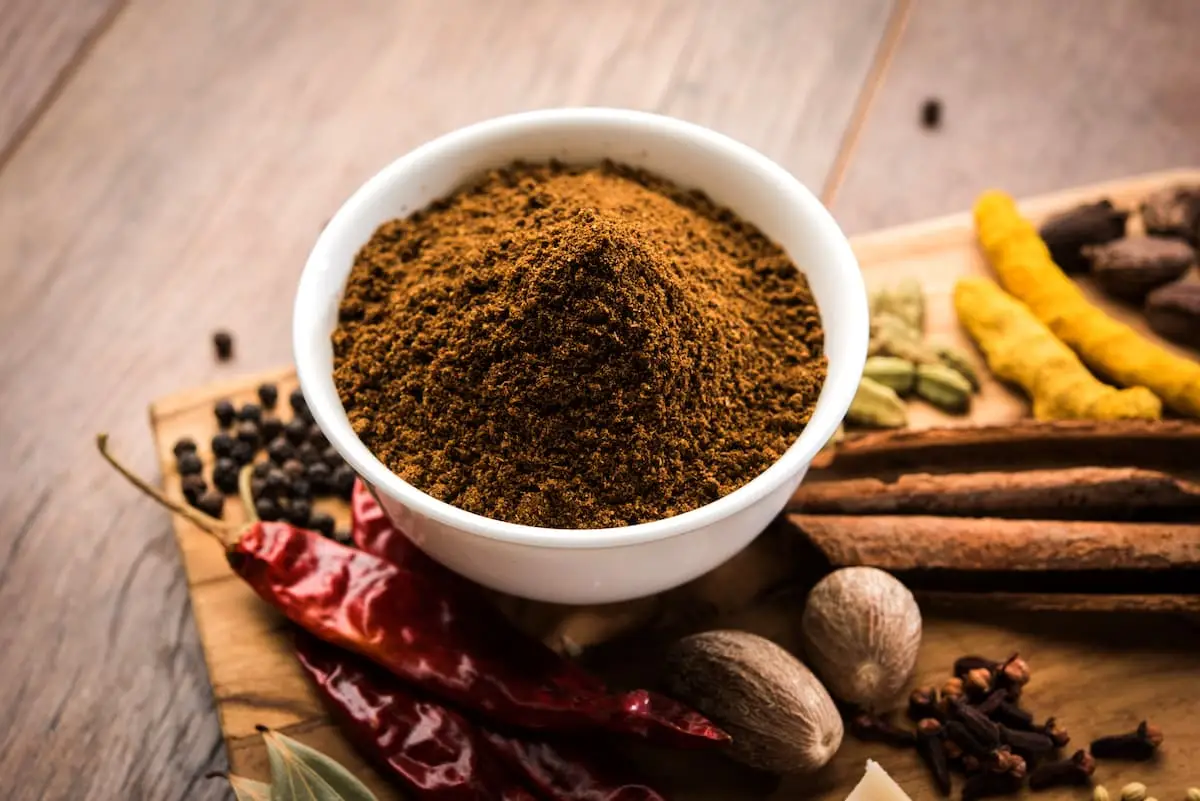 Muita garam masala? Como consertar seu prato