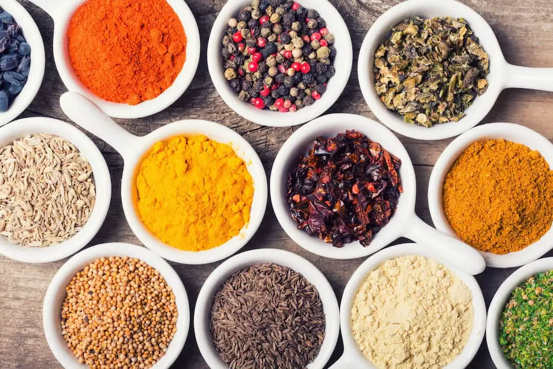 Deve ter especiarias para o tempero de superstar