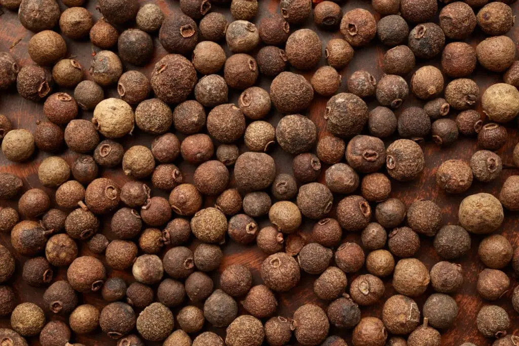 Allspice vs. Black Pepper