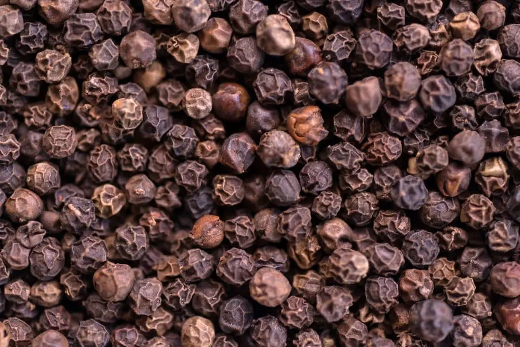 tellicherry pepper vs black pepper