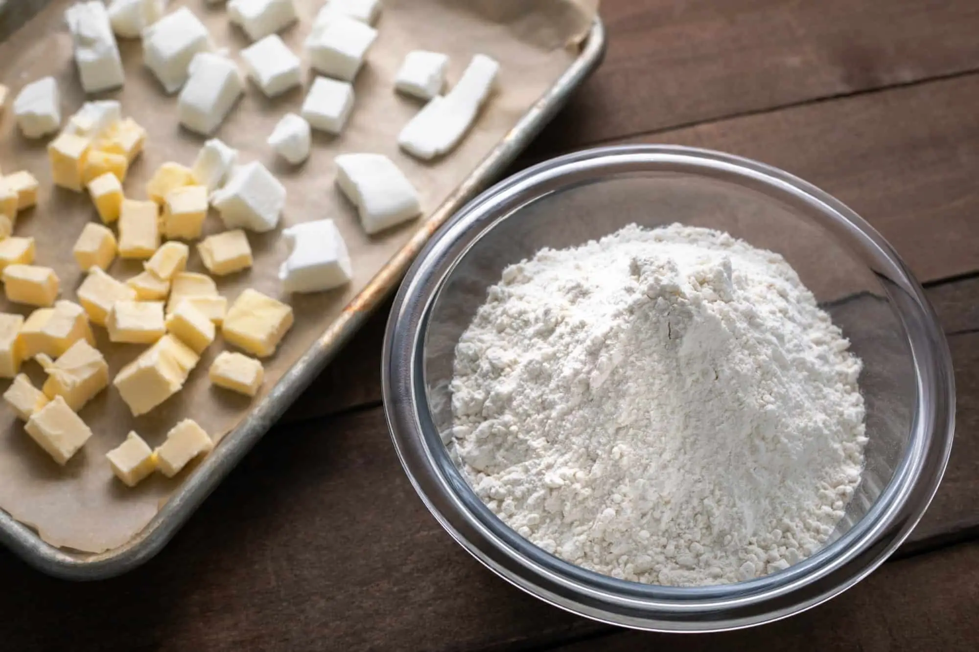 Encurtamento de vegetais vs. Manteiga: Como eles se comparam?