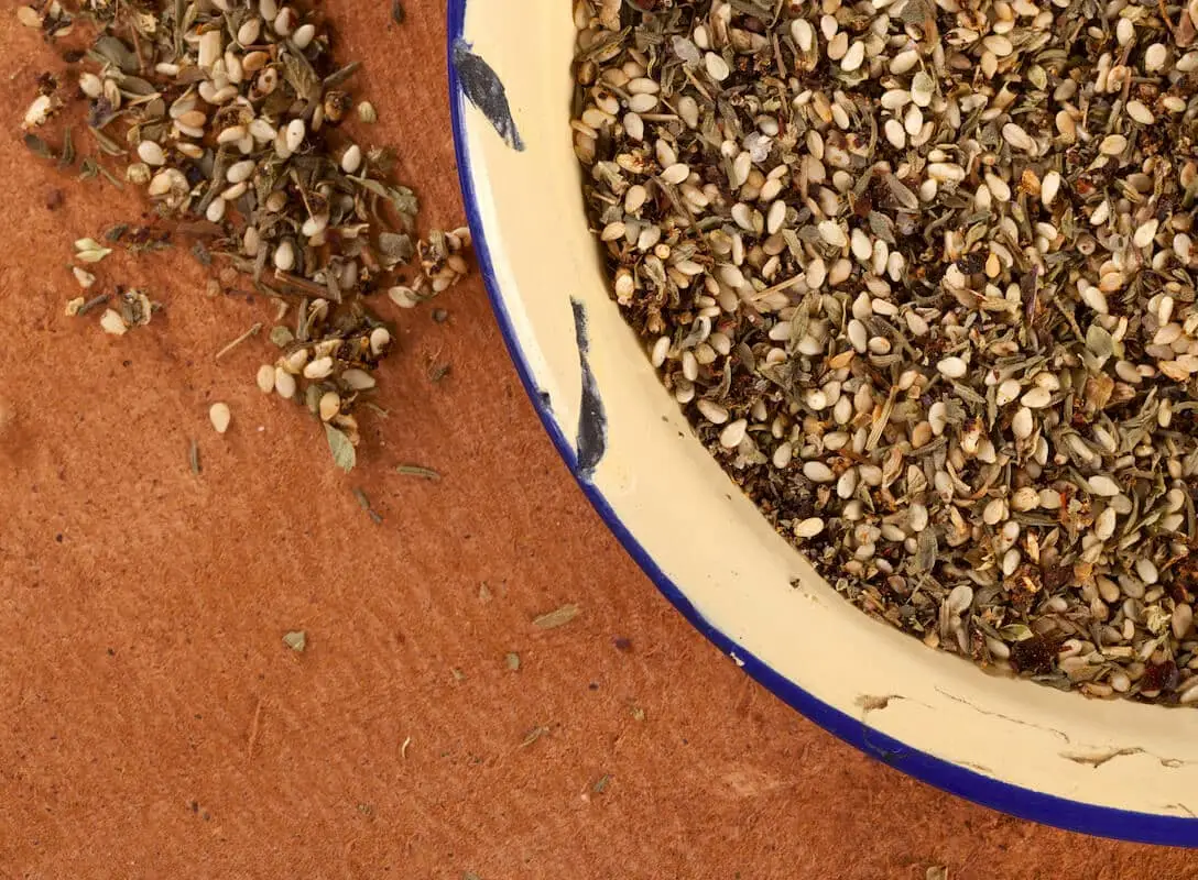Mistura de tempero za'atar: o sabor do Oriente Médio