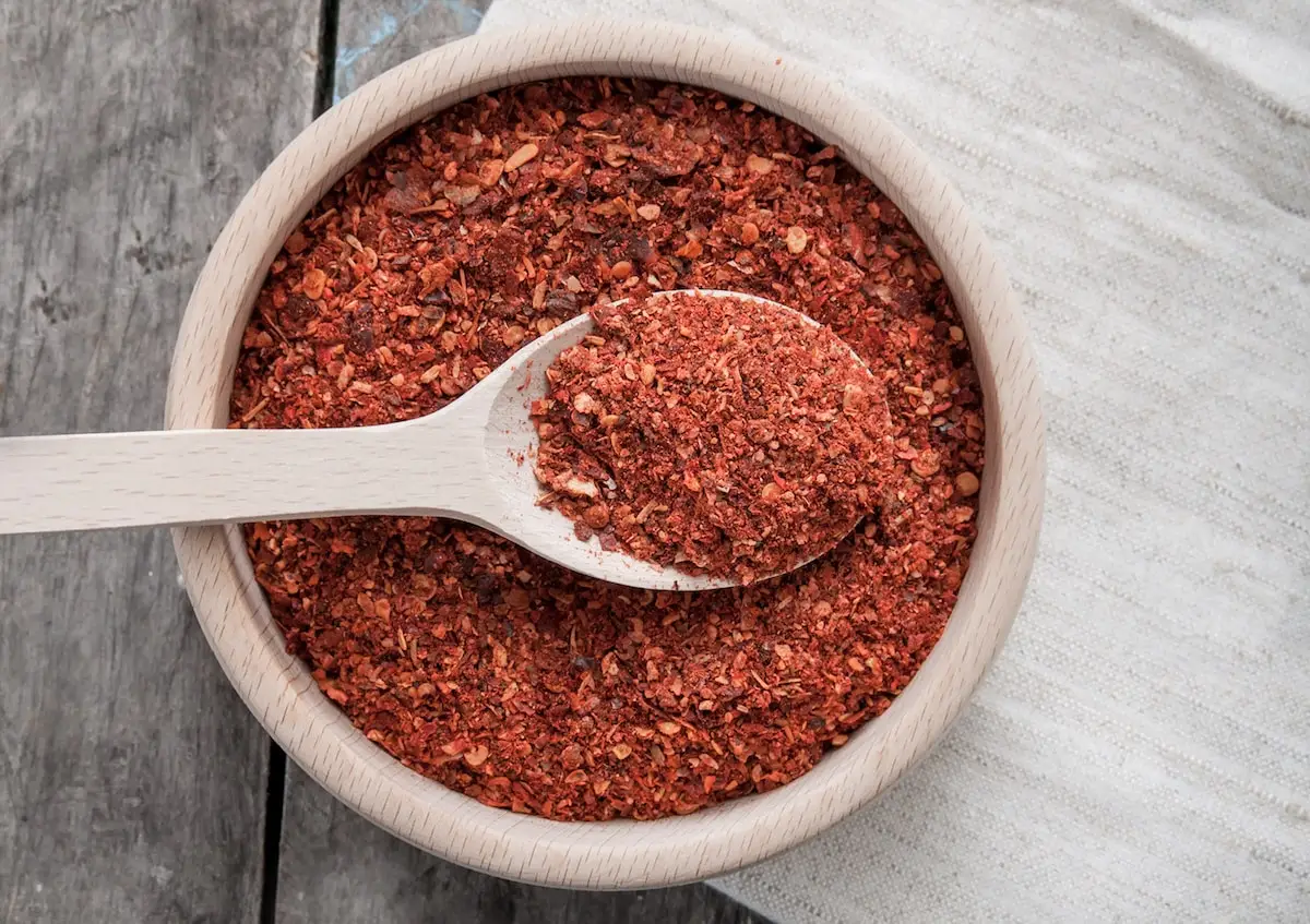 O que é um bom substituto de pimenta de Caiena?