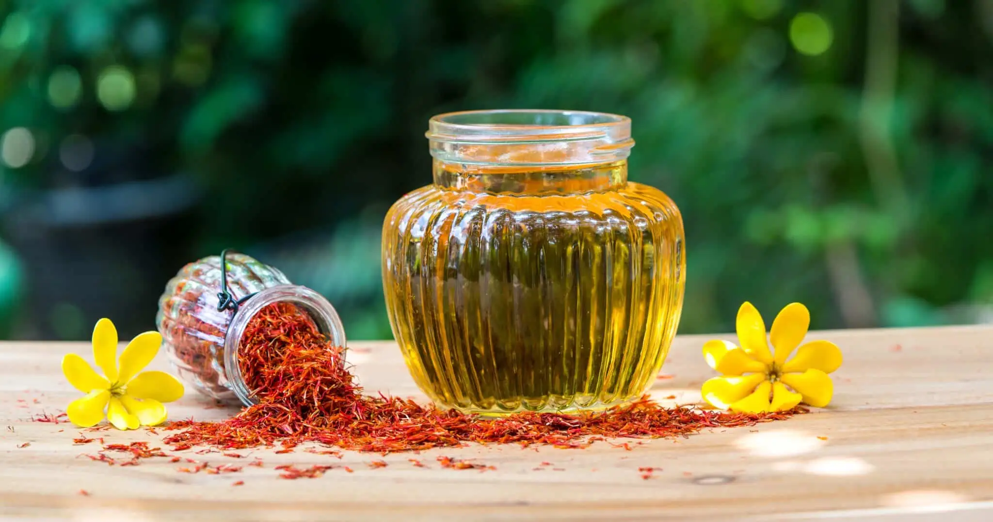 Óleo de cártamo: um óleo neutro de uma planta antiga