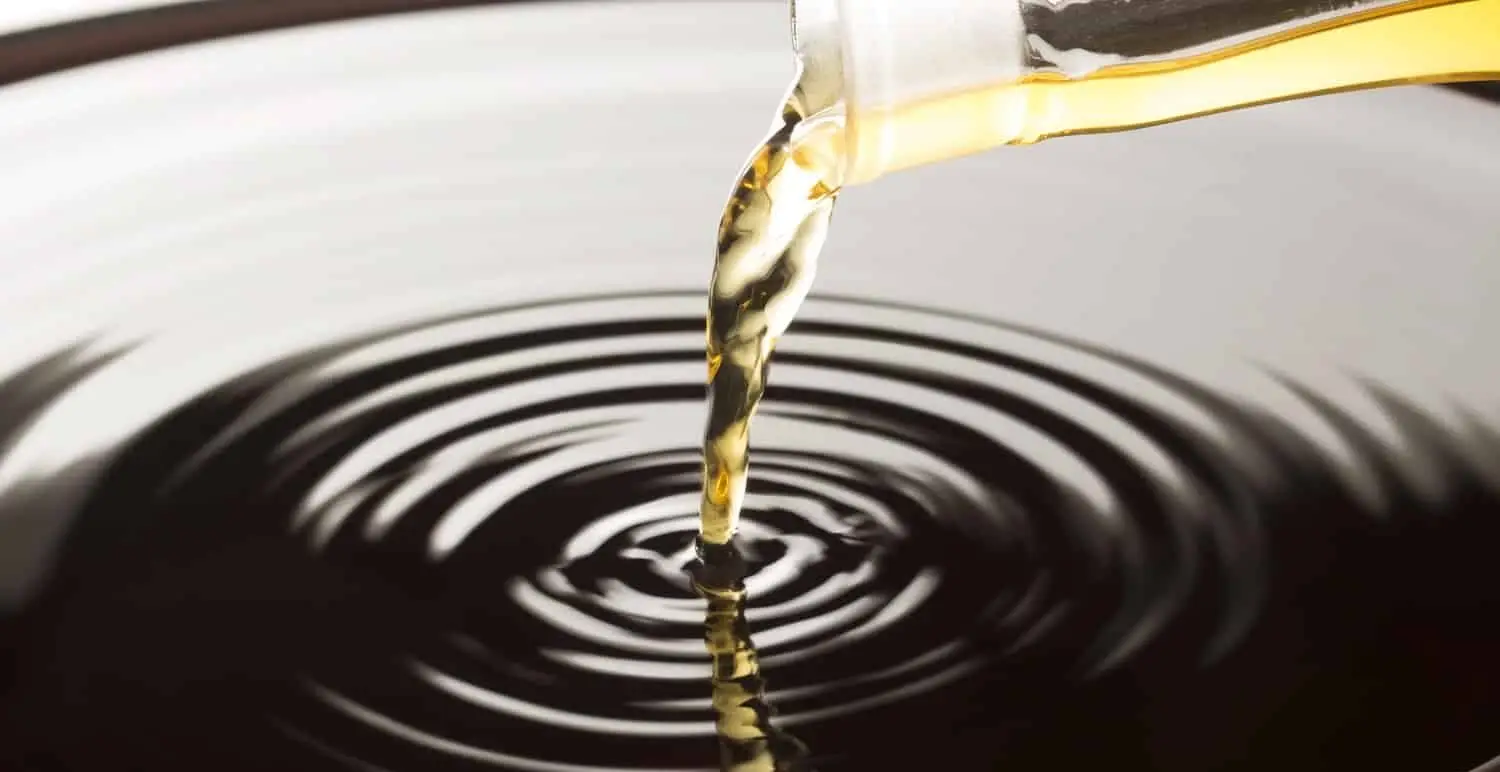 O que é um bom substituto de vinagre de vinho branco?