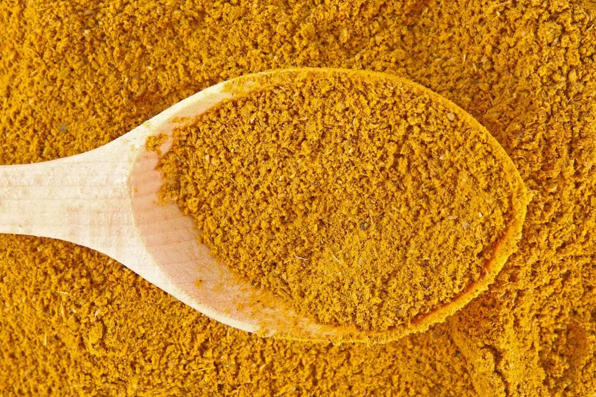 O que é um bom substituto do Madras Curry Powder?