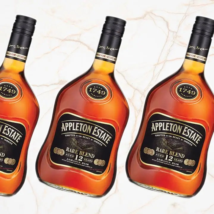 Appleton Estate Rare Blend 12 Year Old Rum bottles
