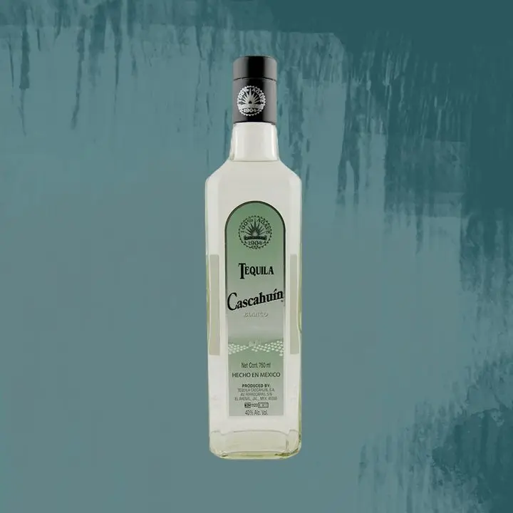 Cascahuin Blanco tequila bottle