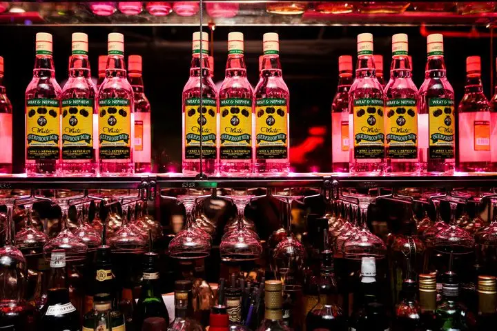 Wray & Nephew backbar