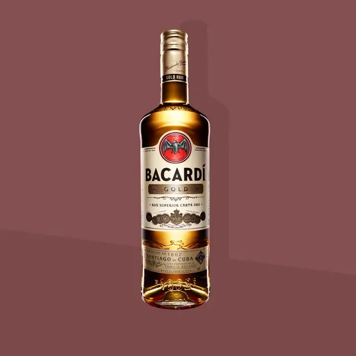Revisão correta de ouro Bacardí