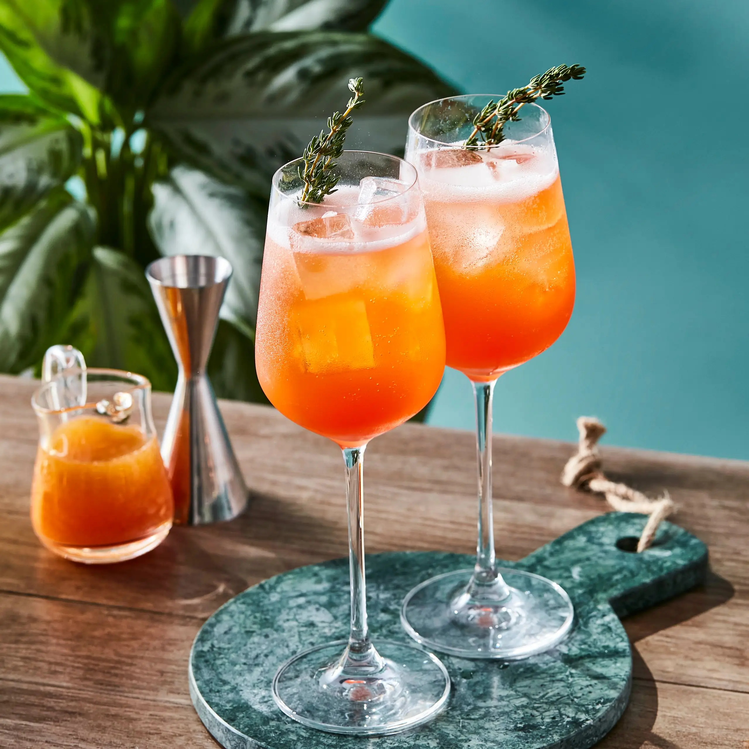 Apercot Spritz