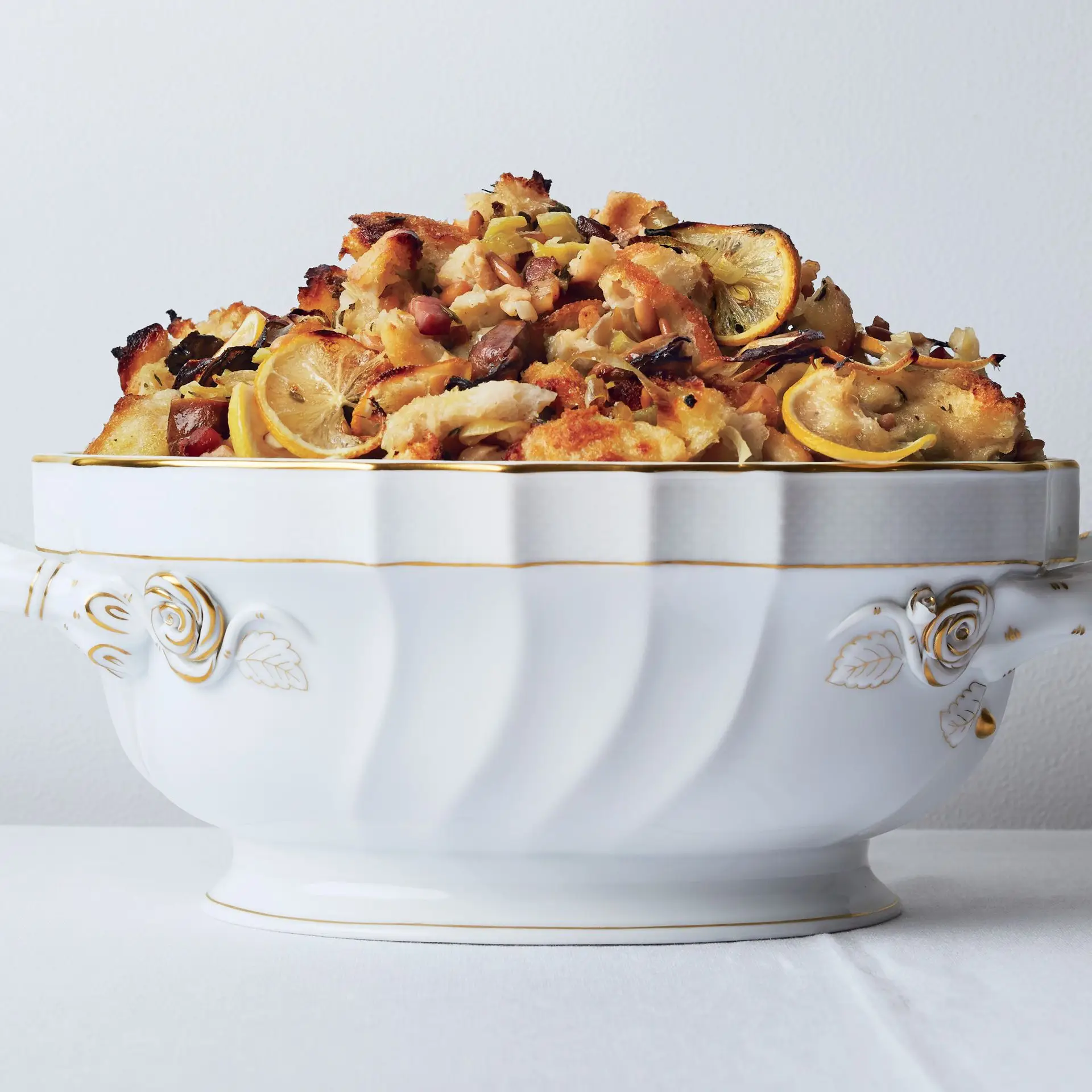 Baguete, ostra defumada e recheio de pancetta