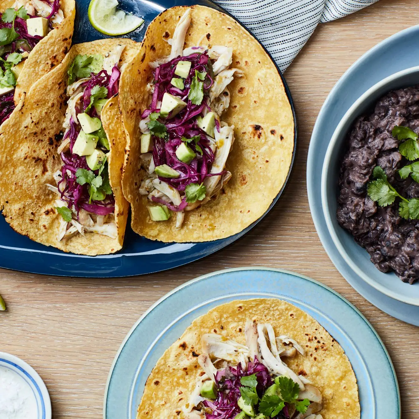 Tacos di pollo inferiore con fagioli veloci