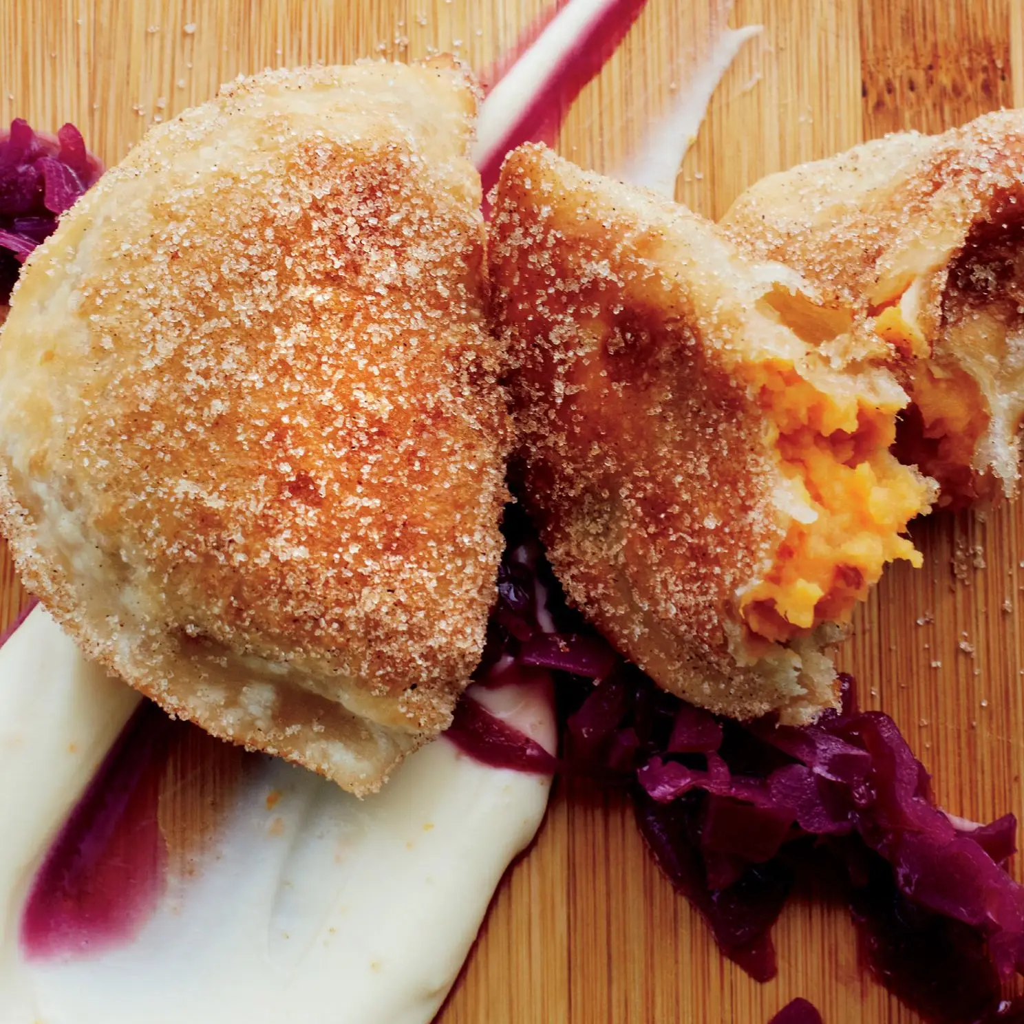 Turnovers de batata -doce com doce kraut