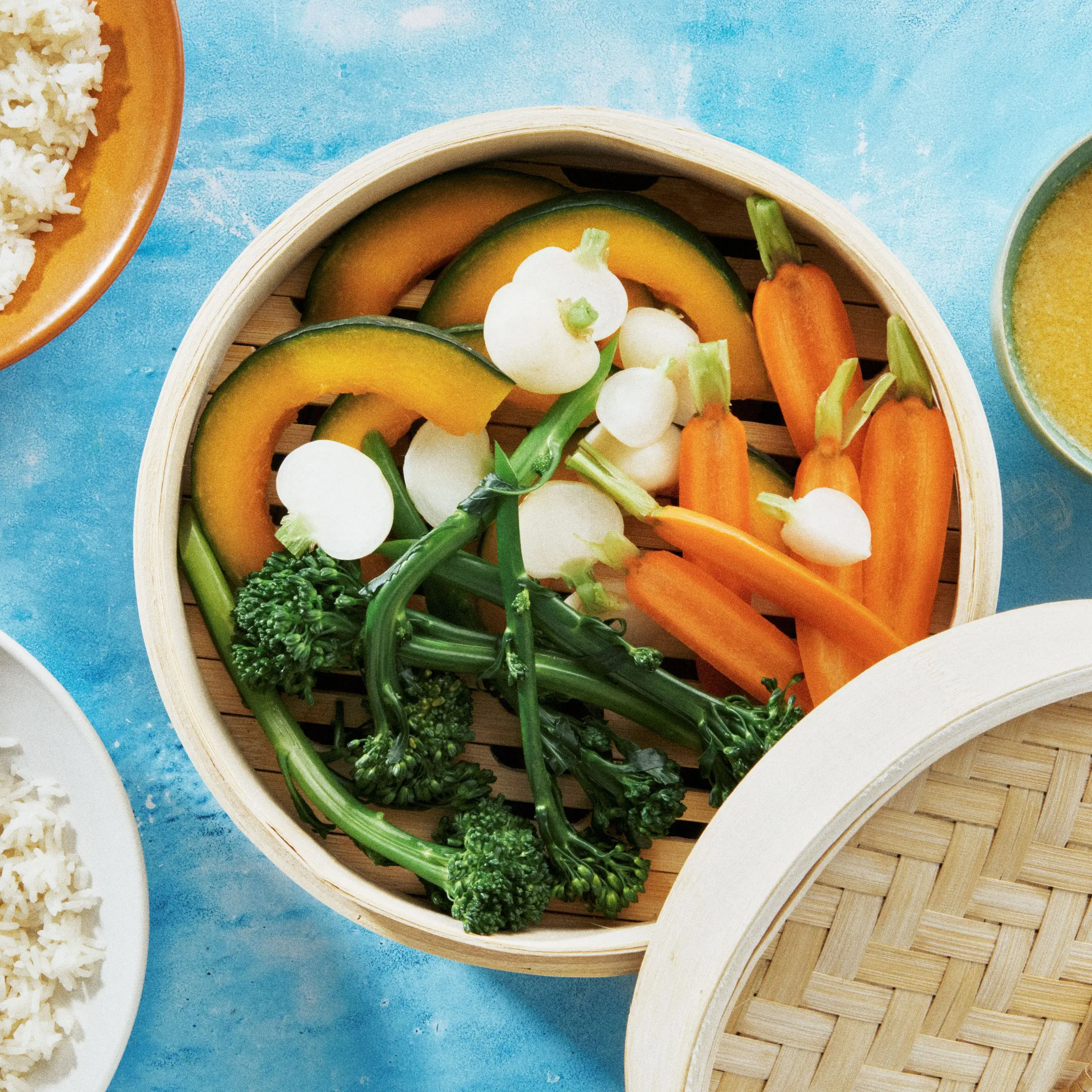 Vegetais cozidos com molho de miso