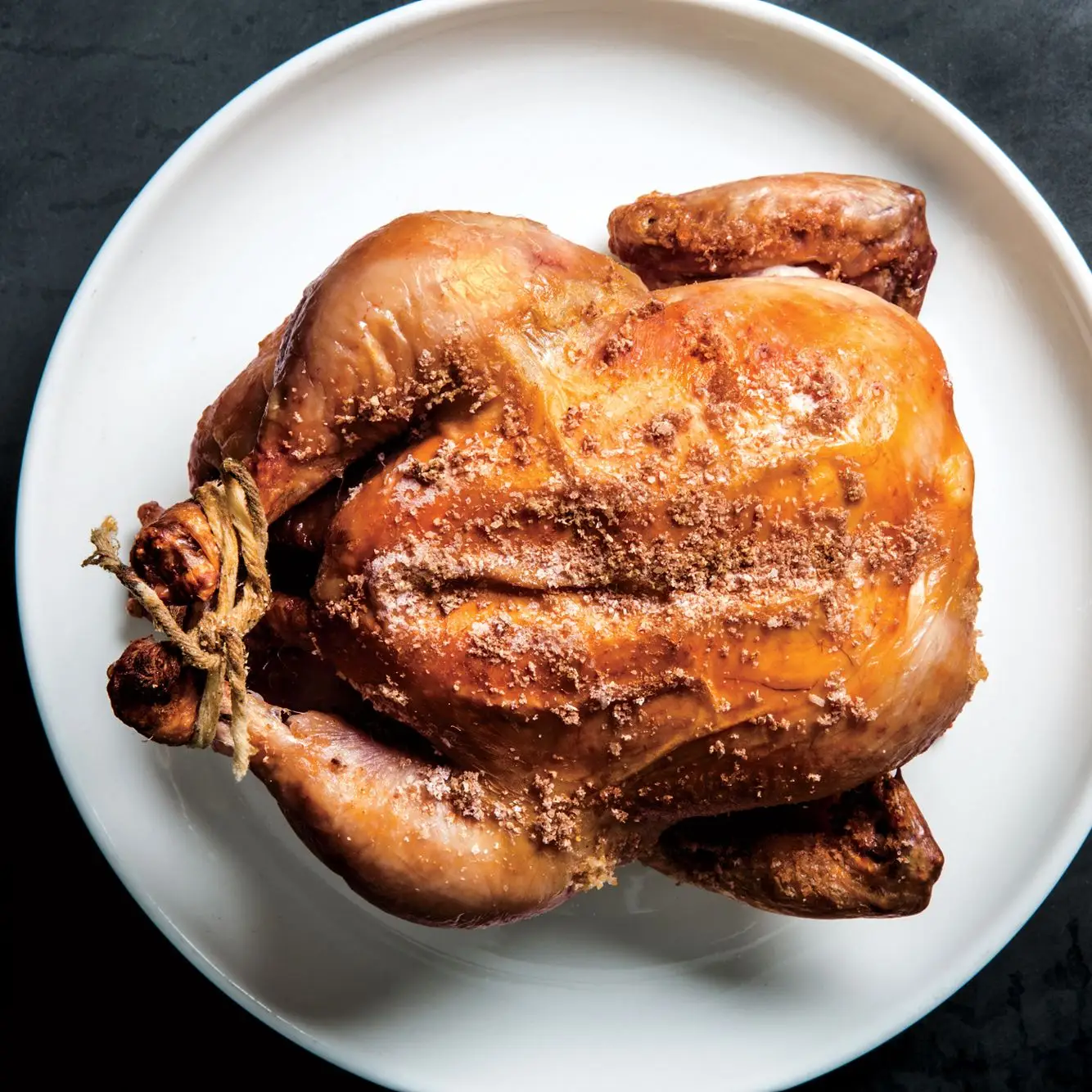 Frango assado totalmente salgado