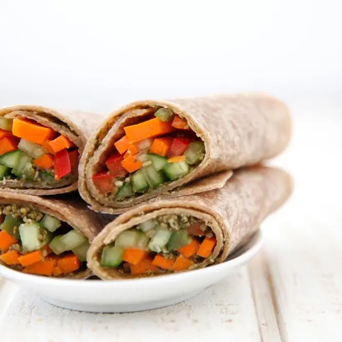 Pesto vegetariano envolve